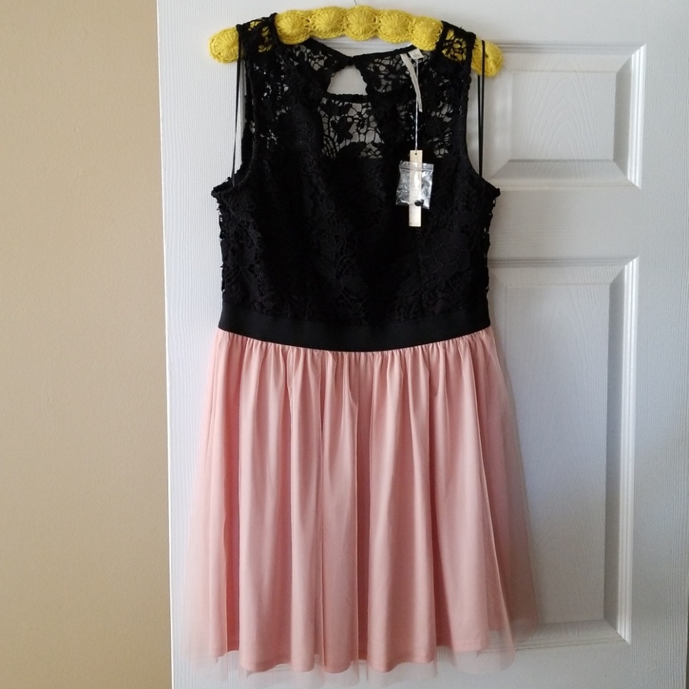 LC Lauren Conrad Dress - Snow Globe Collection